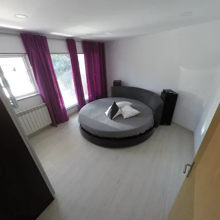 Casinha Bonecas - Casa Com Piscina Privada Casa de Férias