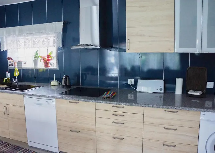 Casinha Bonecas - Casa Com Piscina Privada