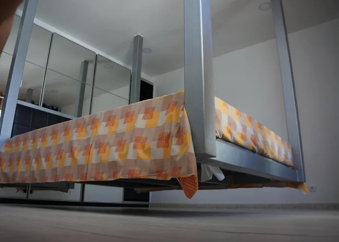 Casinha Bonecas - Casa Com Piscina Privada