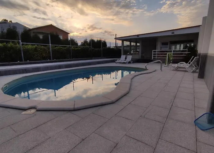 Casinha Bonecas - Casa Com Piscina Privada * Aveiro
